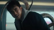 Ben regains his powers (Image via Netflix)
